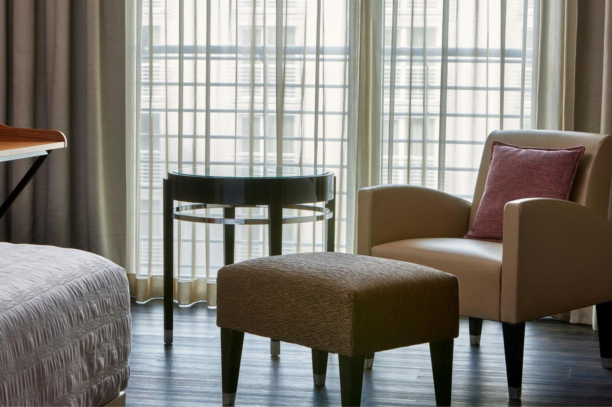 Le Méridien Hotel 5*