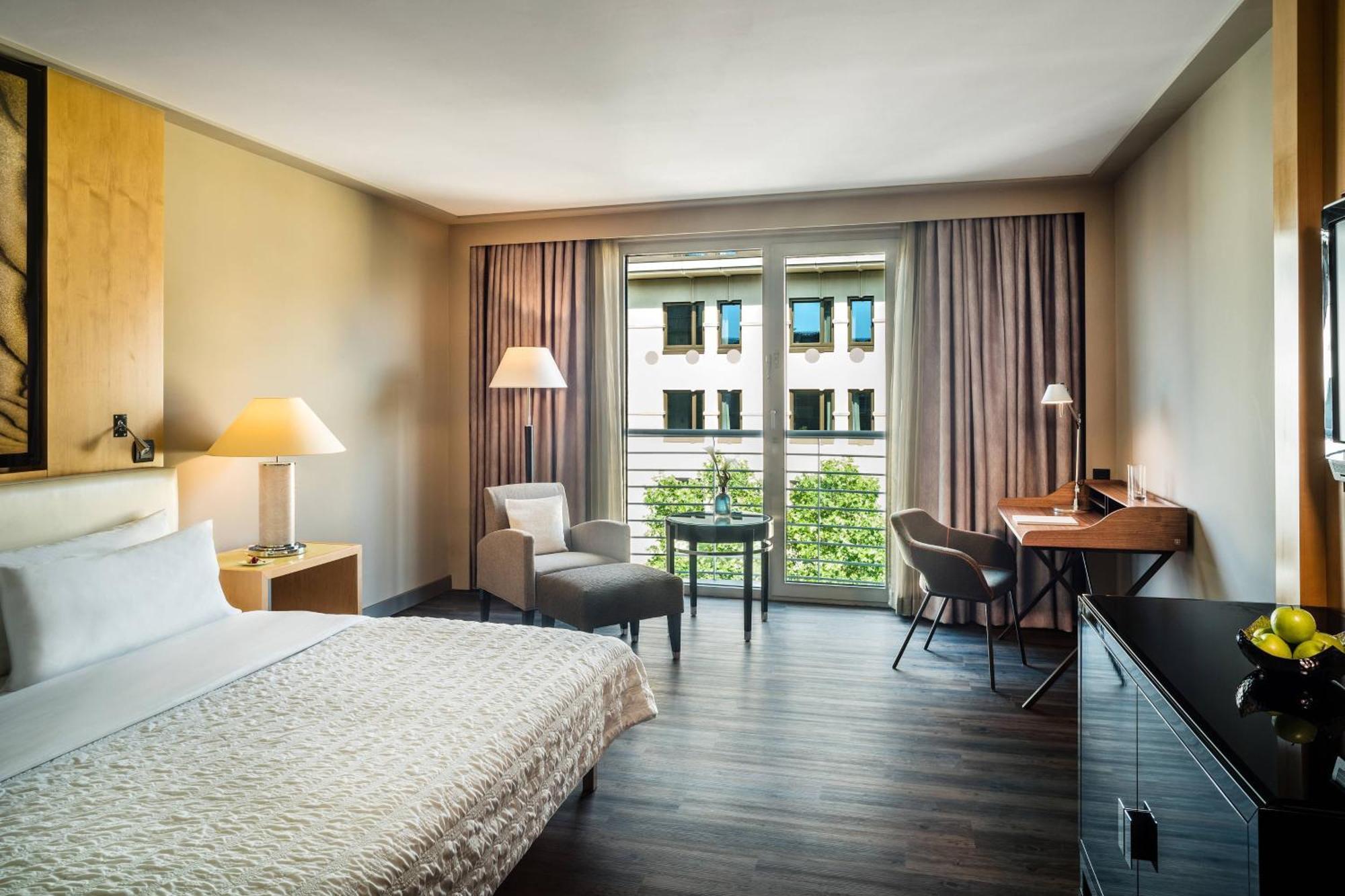 Le Meridien 5*