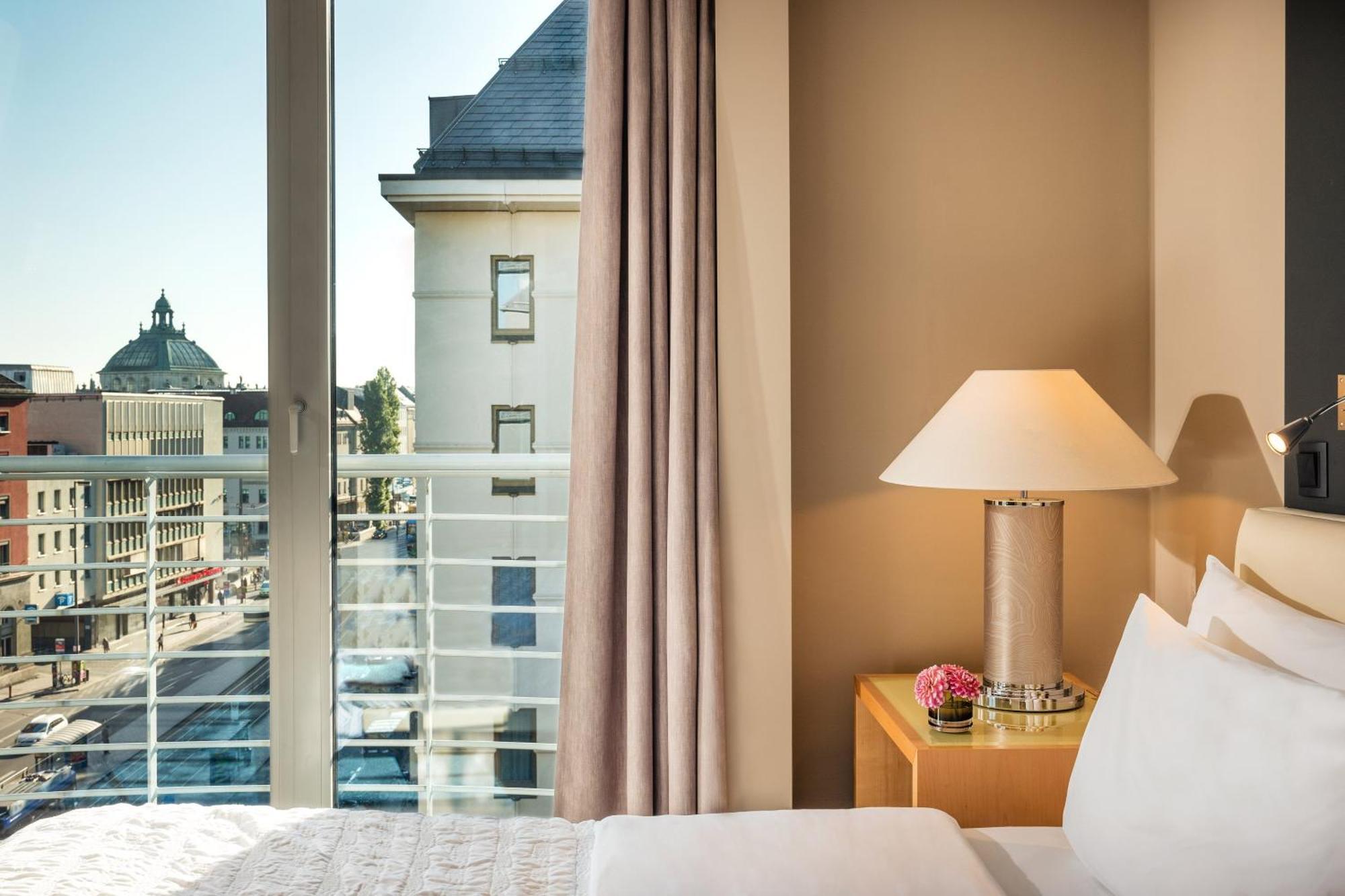 Le Méridien Hotel